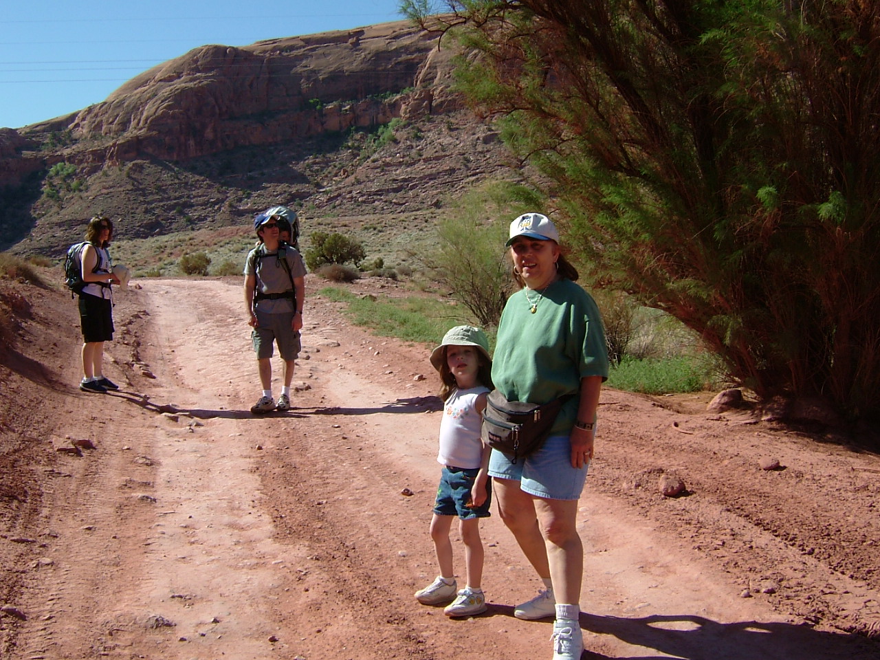 2003-05-05 11-56-10946.JPG