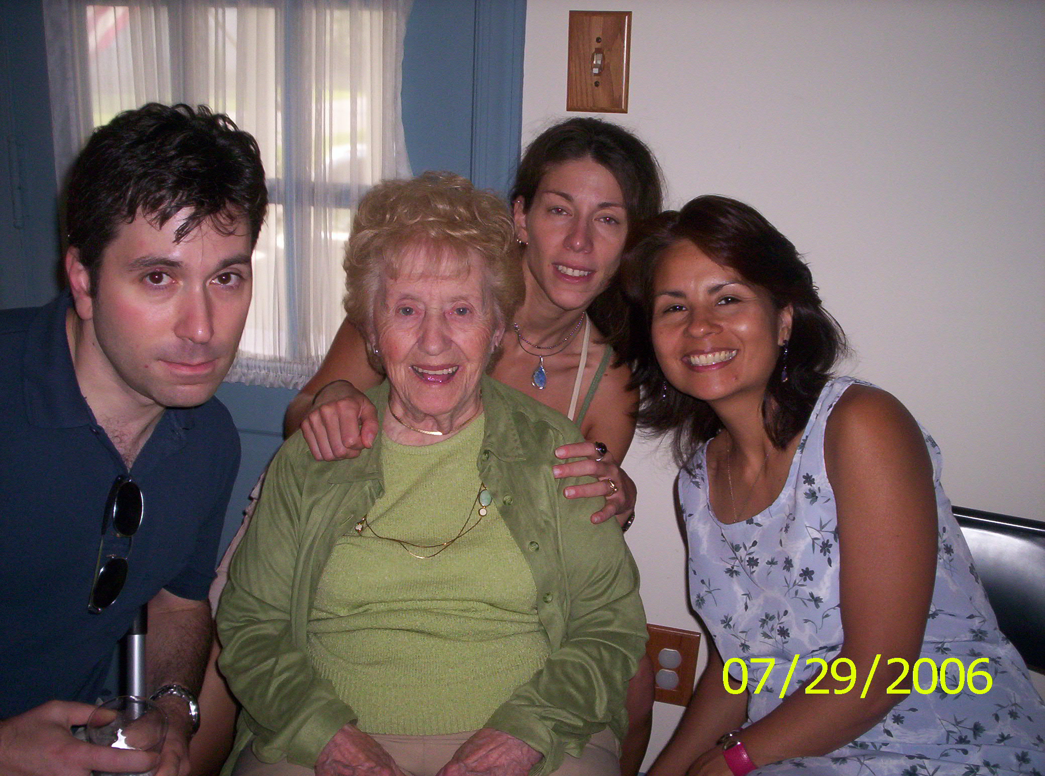 2006-07-29 16-55-24356.JPG