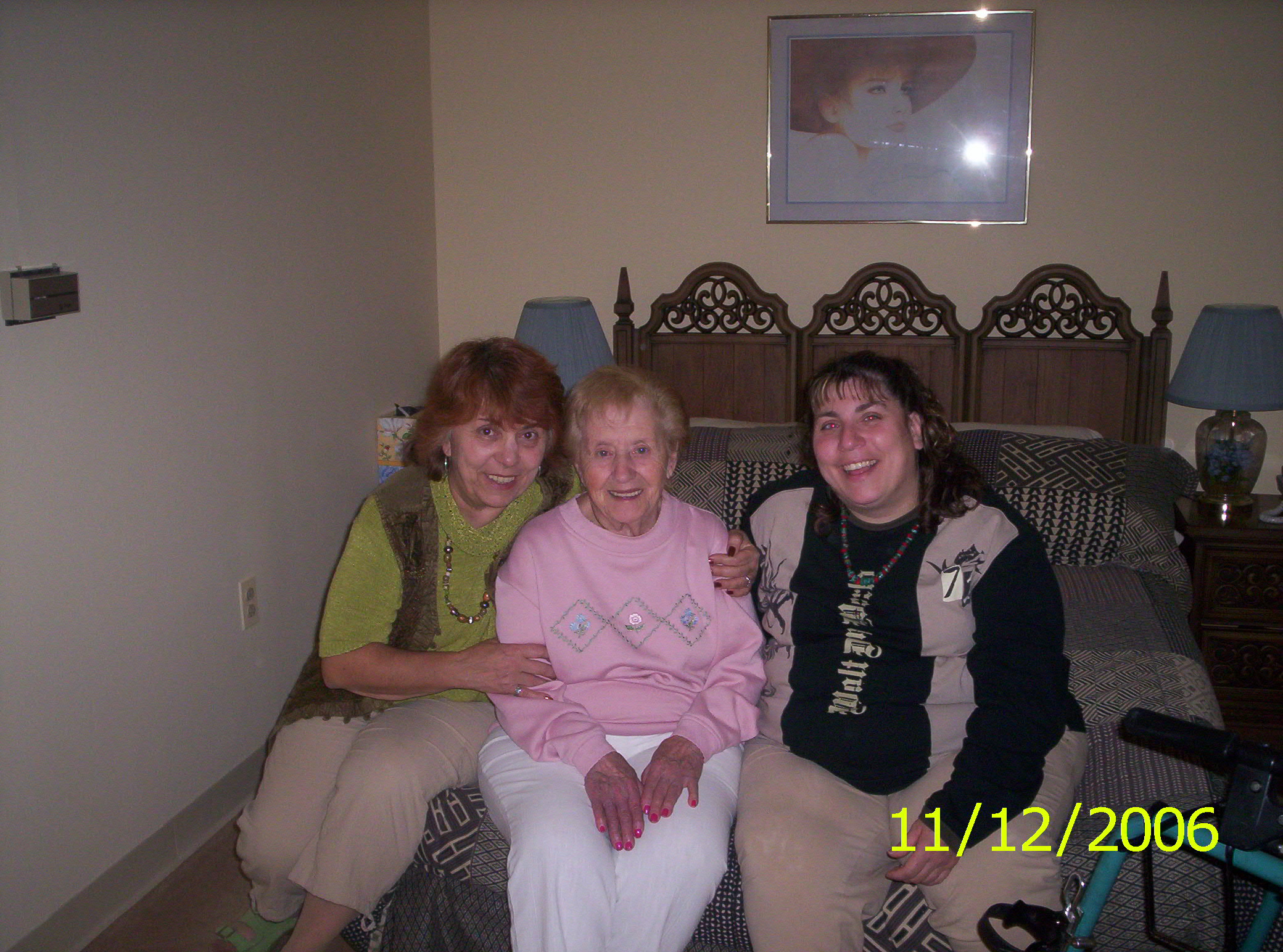 2006-11-12 19-18-54129.JPG